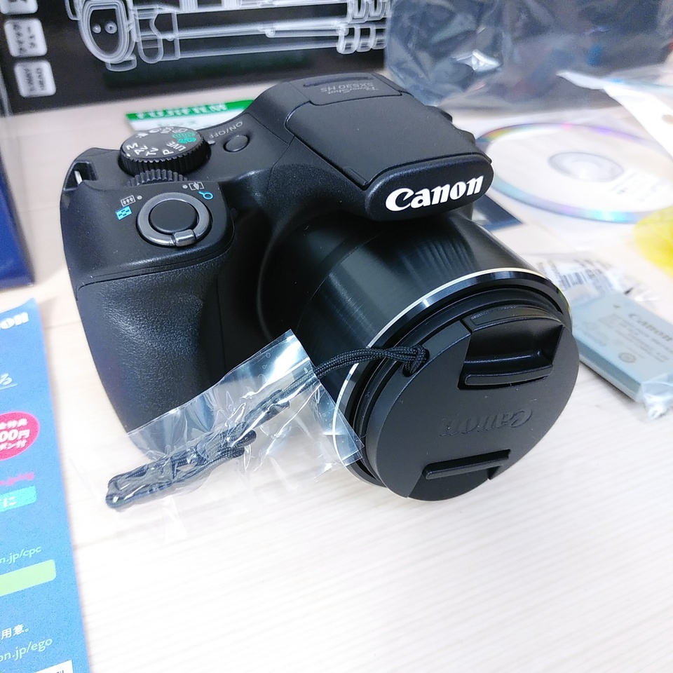 Canon SX530HS デジタルカメラ：￥18,000